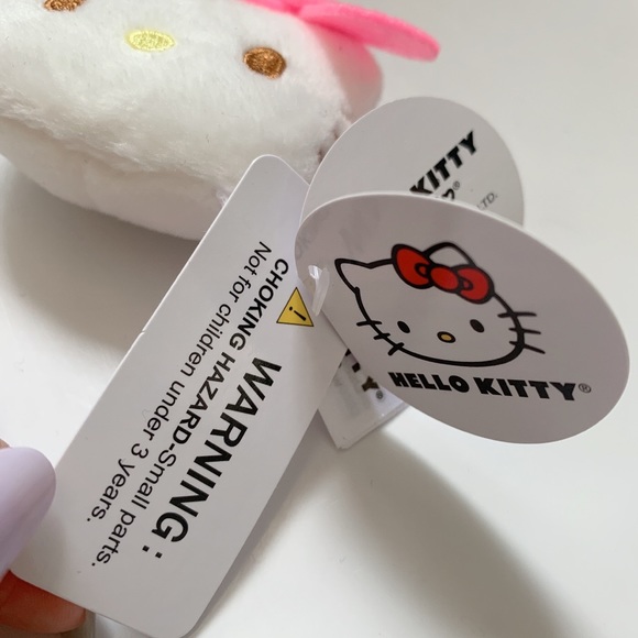 Hello Kitty Plush - Picture 3 of 4